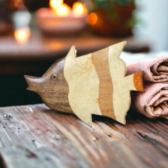 Violet Moon Accessories - New! ☆ Balinese Handmade Fish Pin For Bags, Clothes, Etc.!